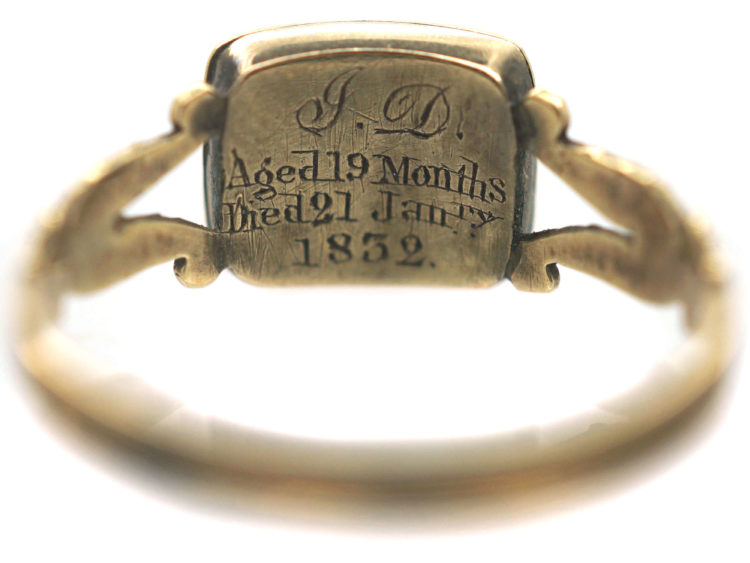 Georgian 9ct Gold & Black Enamel Memorial Ring