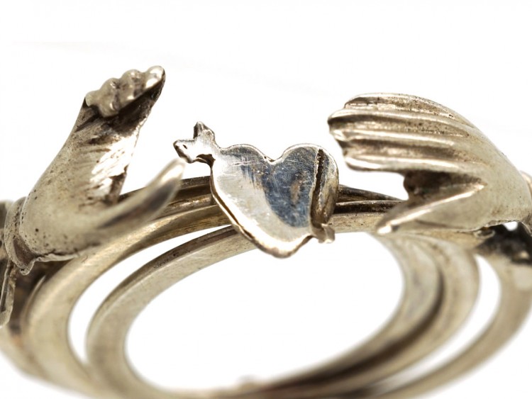 Silver Clasped Hands Opening Fede Ring