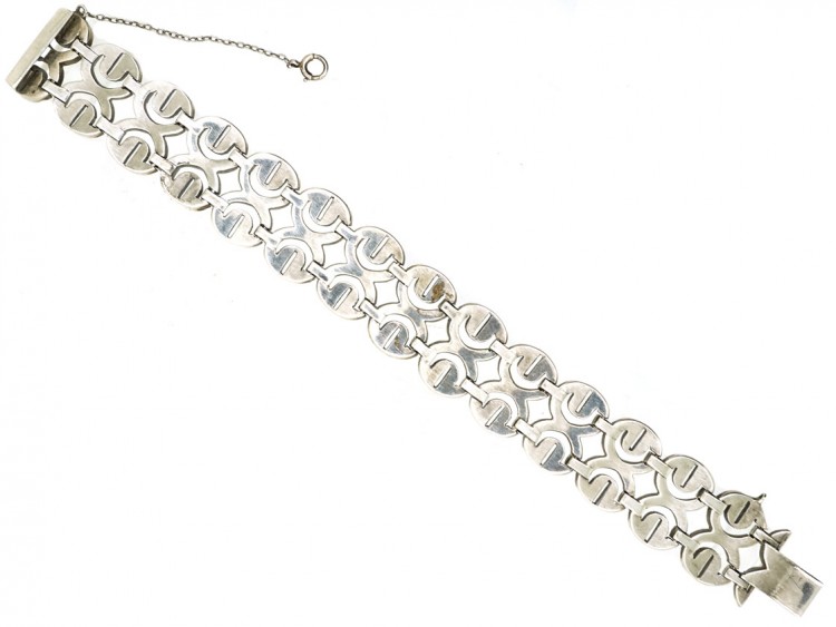 Art Deco Silver & Marcasite Figure of Eight Design Bracelet