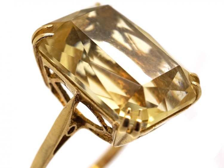 9ct Gold & Rectangular Citrine Ring