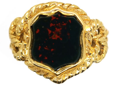 Victorian 18ct Gold & Shield Shaped Bloodstone Signet Ring