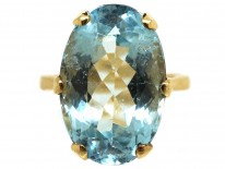 9ct Gold & Large Oval Aquamarine Ring