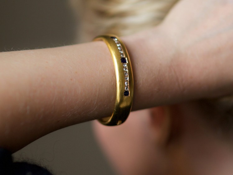 Edwardian 18ct Gold Wide Bangle Set With Sapphires & Diamonds