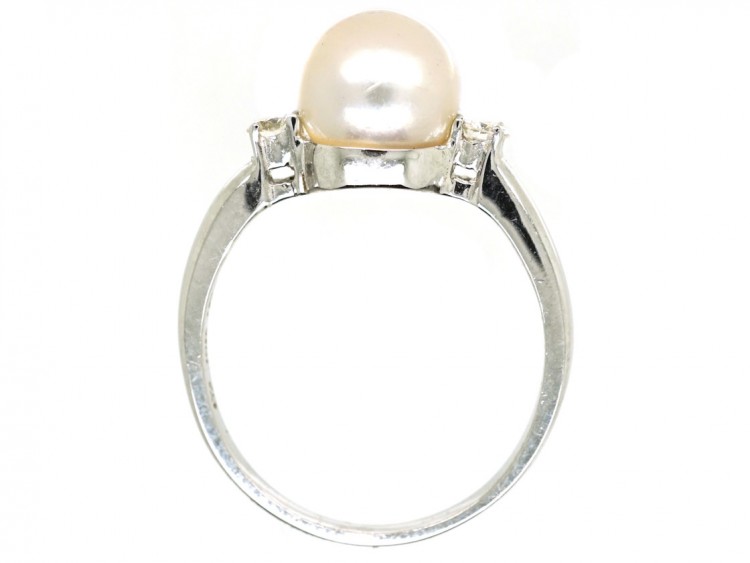 18ct White Gold Pearl & Diamond Ring