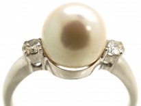 18ct White Gold Pearl & Diamond Ring