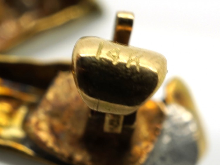 18ct Gold & Enamel Bell Boy Brooch