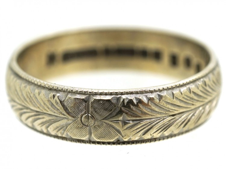 9ct White Gold Engraved Wedding Band