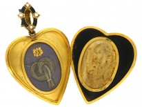 Large 18ct Gold Victorian Heart Shaped With Black Enamel & Natural Split Pearls 