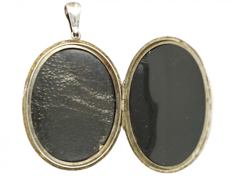 Victorian Double Stripe Silver Locket