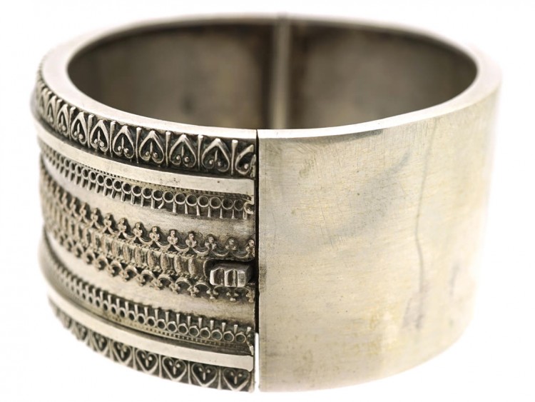 Victorian Etruscan Work Silver Bangle