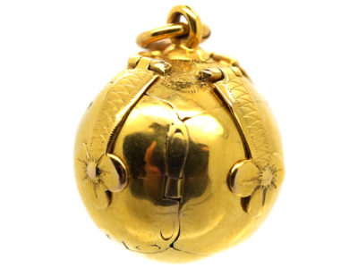 9ct Gold Masonic Ball on 9ct Gold Chain