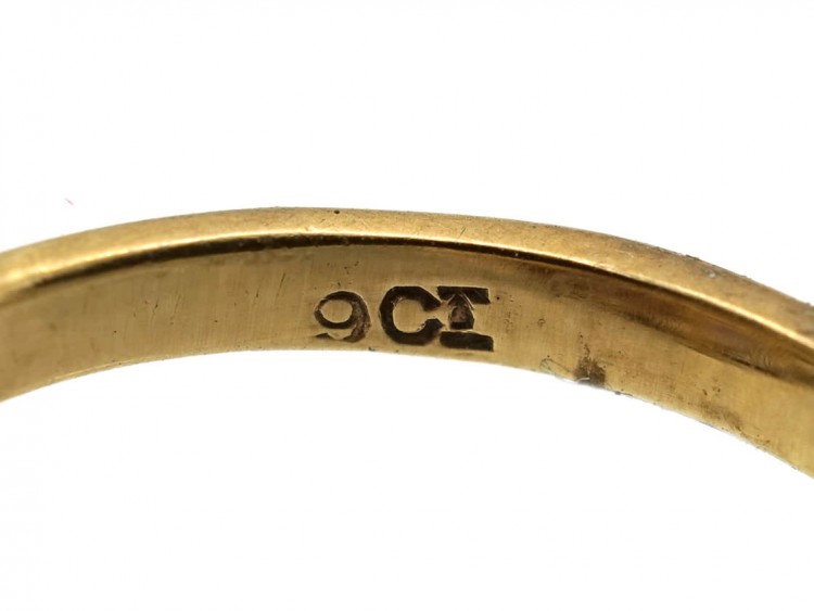 Large 9ct Gold, Amethyst & Pearl Ring