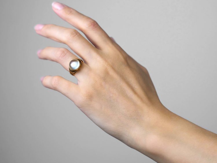 14ct Gold Moonstone Ring