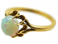 Edwardian 18ct Gold & Opal Cabochon Ring