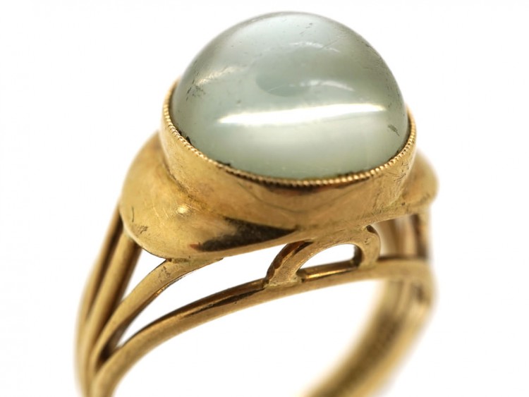 14ct Gold Moonstone Ring
