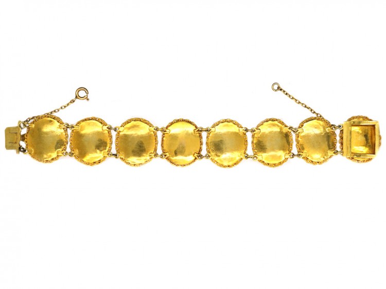 Victorian 18ct Gold Bracelet with Miniatures depicting Indian Monuments