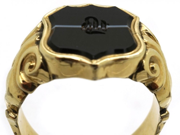 Victorian 15ct Gold & Banded Onyx Signet Ring With B Intaglio