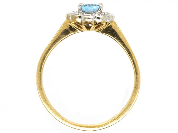 18ct Gold Aquamarine & Diamond Oval Cluster Ring