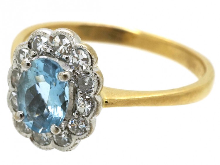 18ct Gold Aquamarine & Diamond Oval Cluster Ring