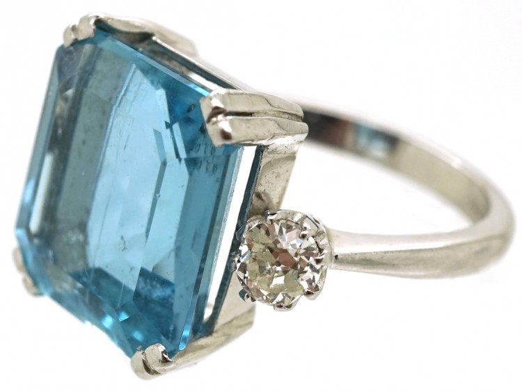 18ct White Gold, Aquamarine & Diamond Ring