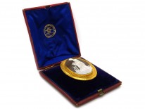 Victorian 18ct Gold Cameo Brooch in Original Case of Corinne