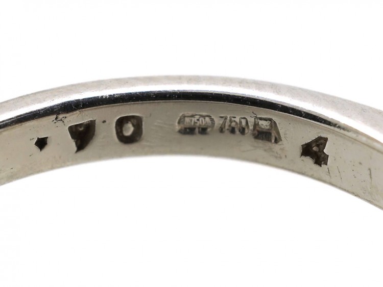 18ct White Gold, Oval Diamond Single Stone Ring