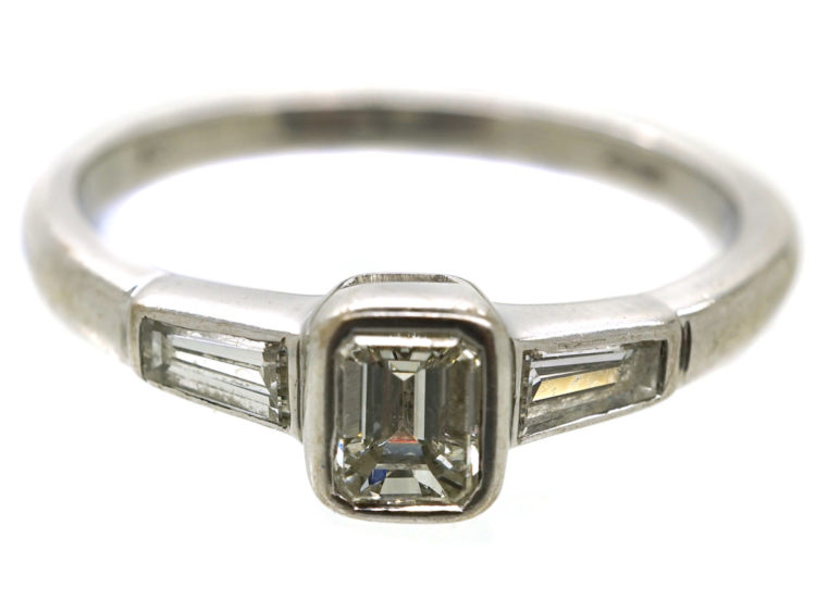 18ct White Gold Three Stone Diamond Ring