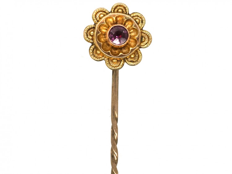 Edwardian 9ct Gold Tie Pin Set with a Garnet