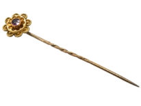 Edwardian 9ct Gold Tie Pin Set with a Garnet