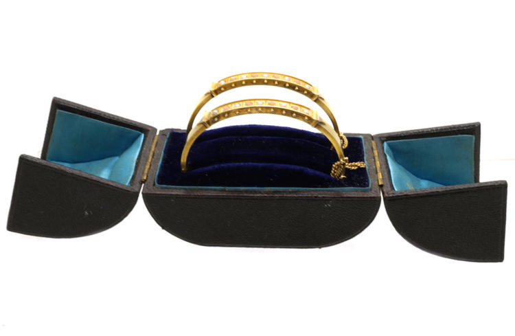 Victorian Matched Pair of 15ct Gold Bangle Set With Coral & Natural Split Pearls in Their Original Case