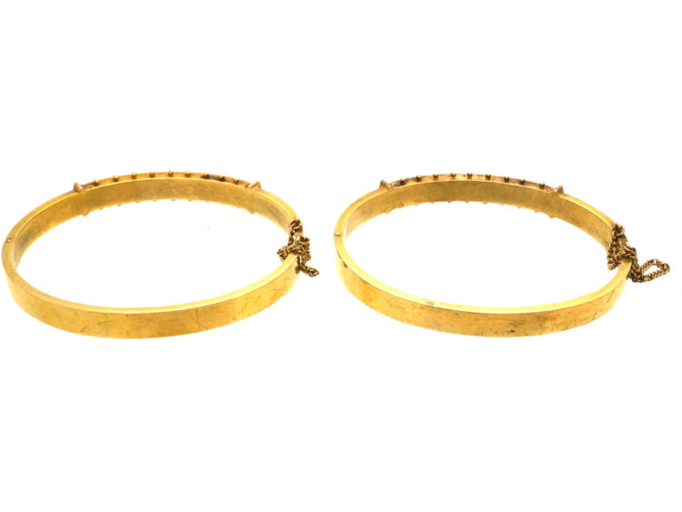 Victorian Matched Pair of 15ct Gold Bangle Set With Coral & Natural Split Pearls in Their Original Case