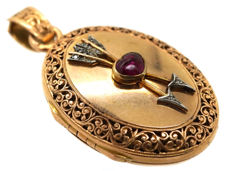 French 18ct Gold Oval Shaped Locket With Two Arrows & a Heart