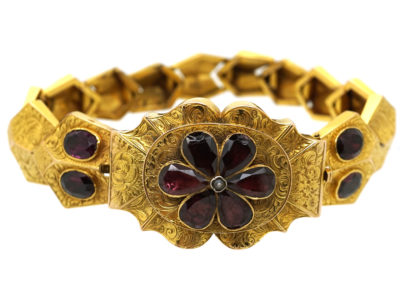 Early Victorian 15ct Gold & Flat Cut Almandine Garnet Bracelet