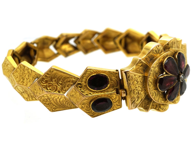 Early Victorian 15ct Gold & Flat Cut Almandine Garnet Bracelet
