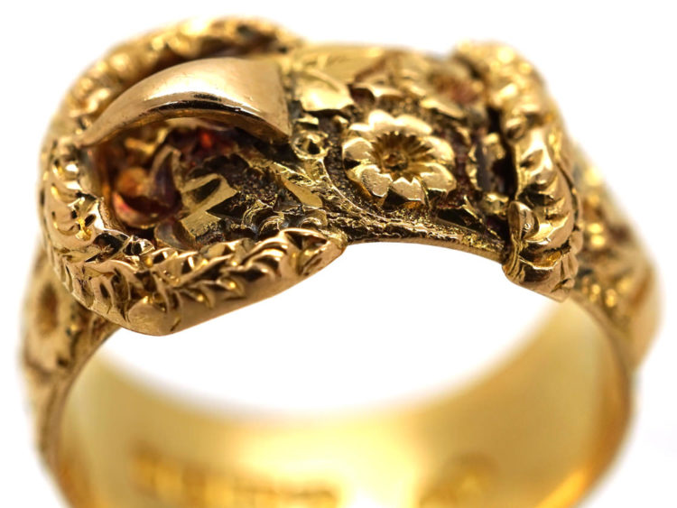 Edwardian 18ct Gold Cling to Me Buckle Ring