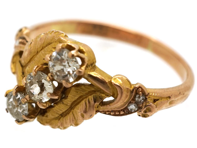 Art Nouveau 18ct Gold Leaves & Diamonds Ring