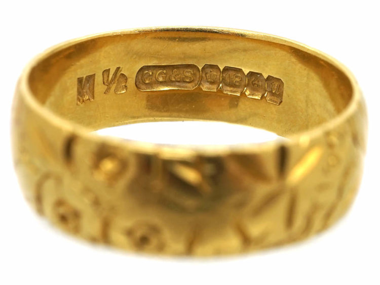 18ct Gold Wedding Band With Roses & Ivy Motif