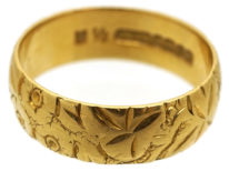 18ct Gold Wedding Band With Roses & Ivy Motif