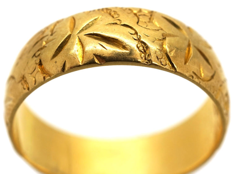 18ct Gold Wedding Band With Roses & Ivy Motif