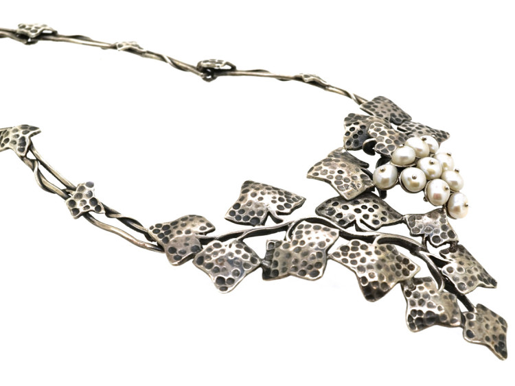 Silver & Pearl Grapevine Necklace
