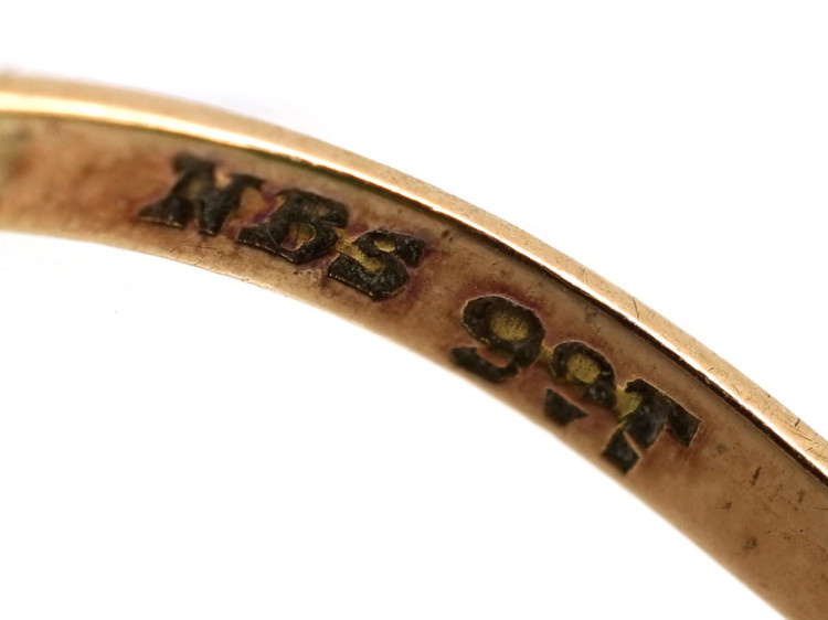 9ct Gold Green Hardstone Intaglio Ring of a Roman Centurion