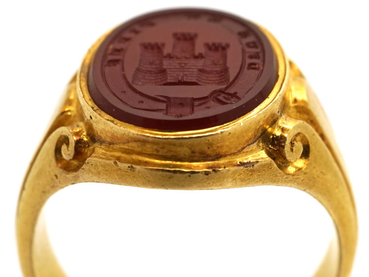 Victorian 18ct Gold & Carnelian Signet Ring With an Intaglio of a Castle