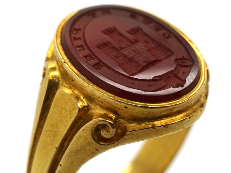 Victorian 18ct Gold & Carnelian Signet Ring With an Intaglio of a Castle