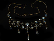 Edwardian 15ct Gold, Moonstone & Sapphire Necklace
