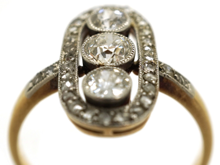 Art Deco 18ct Gold, Platinum & Three Stone Diamond Oval Ring
