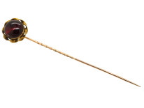 Victorian 15ct Gold & Cabochon Garnet Tie Pin