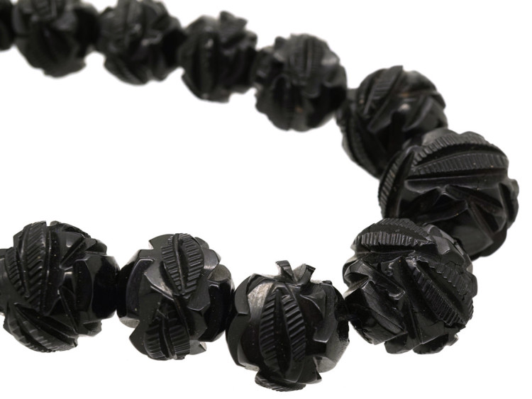 Victorian Carved Jet Beads Necklace with Jet Clasp
