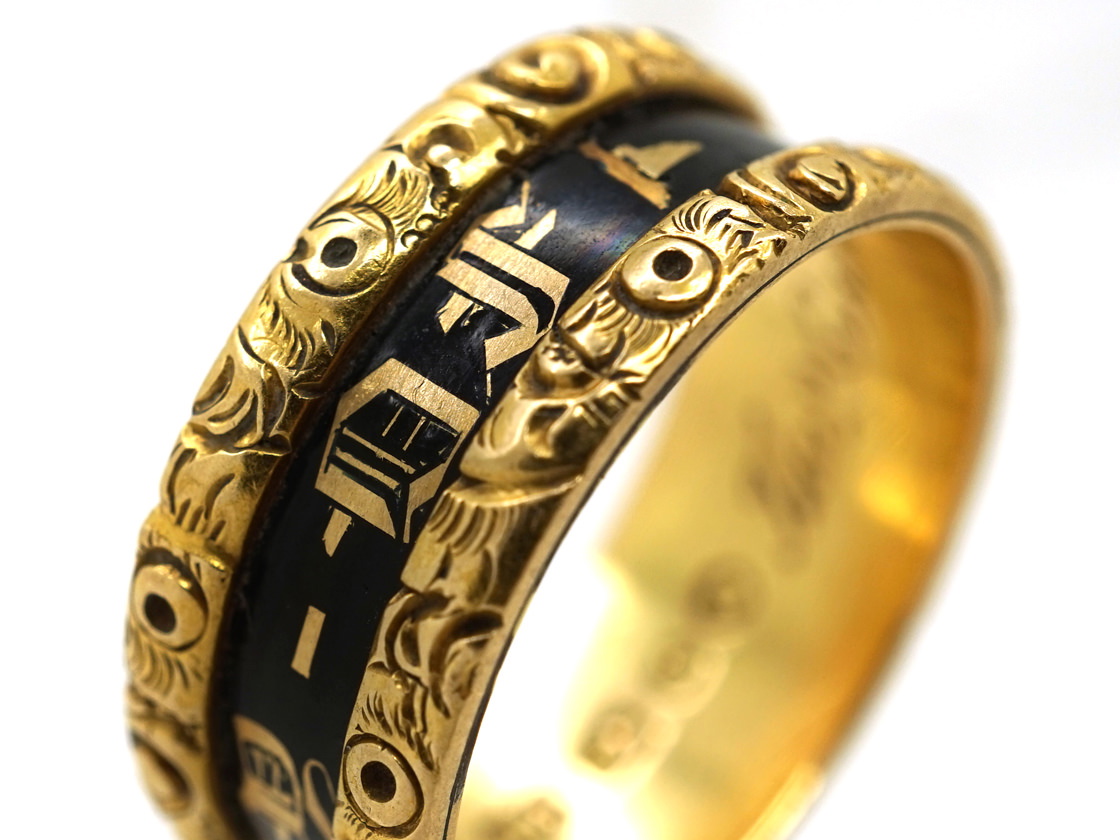 18ct Gold Memorial Ring for Thomas Easter (339L) | The Antique ...