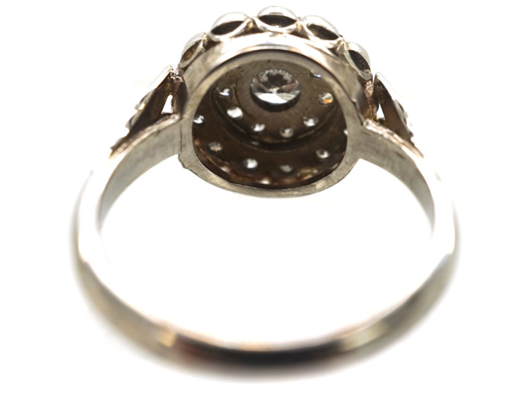 18ct White Gold Diamond Set Cluster Ring