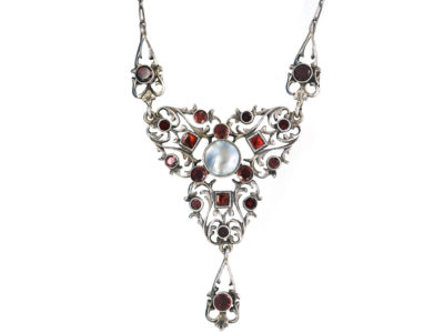Edwardian Silver, Flat Cut Almandine Garnets & Blister Necklace